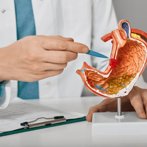 Especialista en diagnóstico y control de la hepatitis en CDMX